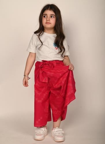 إزرهـ بنقشة اللون الفوشي للأطفال