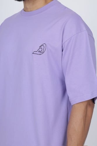 تيشيرت بنفسجي