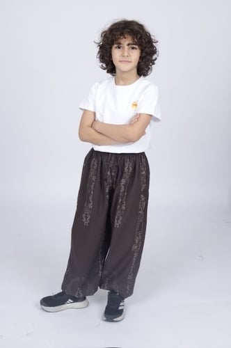 شروال واسع بنقشه باللون البني للاطفال