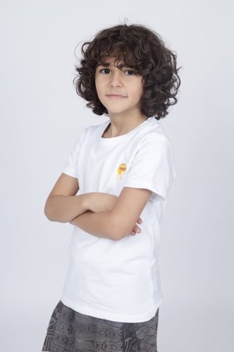 تيشيرت باللون الابيض للاطفال