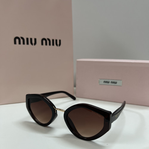 نظارة ميو ميو