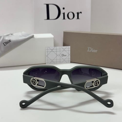 نظارة ديور 44