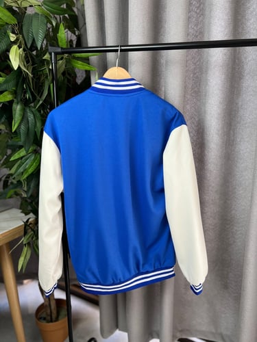 جاكيت بيسبول