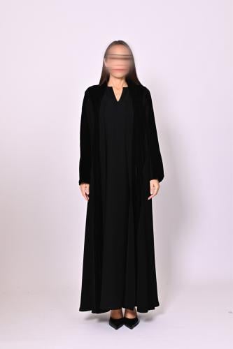 عباية سوداء نص كلوش ملكي مع مخمل فاخر