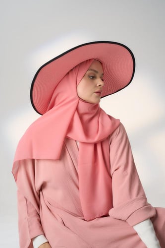 طقم قبعة كاملة مع طرحة صيفية