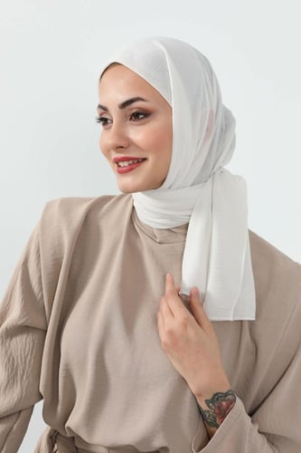 طرحة كرنشي مخيطة