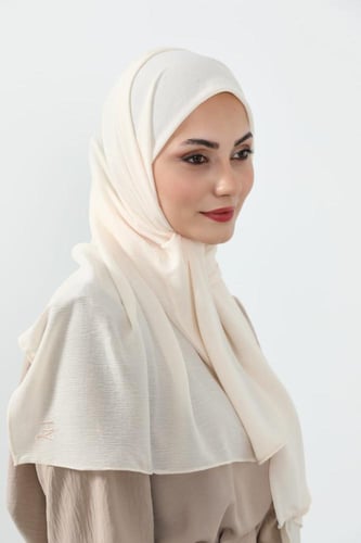 طرحة كرنشي مخيطة