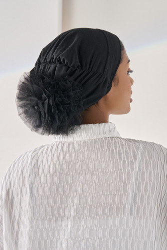 امطة بف قبعة تحت الحجاب