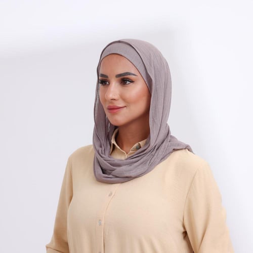 طقم طرحة مفتوحة مثلث مع قبعة