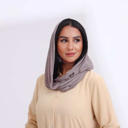 طقم طرحة مفتوحة مثلث مع قبعة