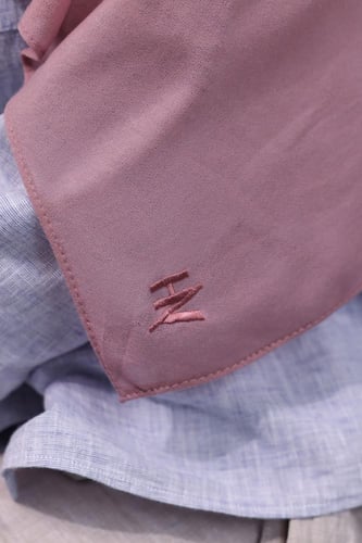 طرحة مخيطة جاهزة - وردي غامق