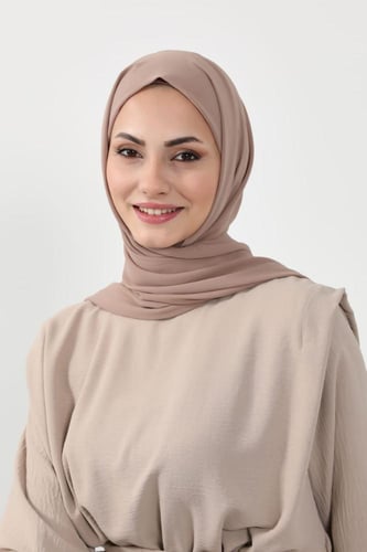 حجاب شيفون بمغناطيس وقبعة بالوسط