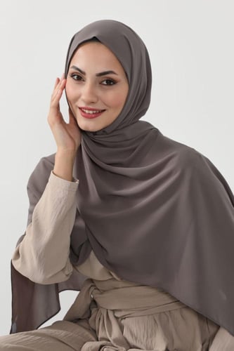 حجاب شيفون بمغناطيس وقبعة بالوسط