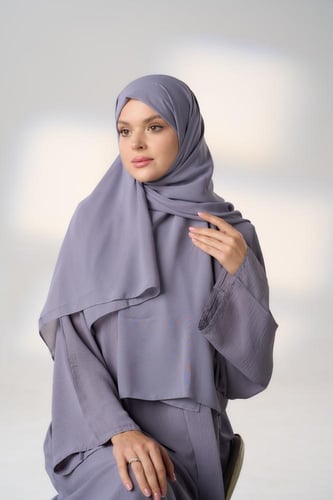 نقاب مع طرحة رمادي