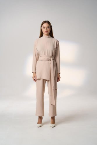 بدلة حجاب وعباية - سمول/ميديم