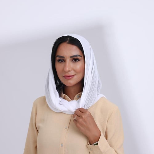 طقم طرحة مفتوحة مثلث مع قبعة