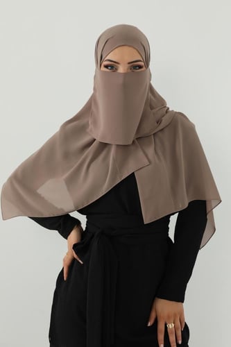 طقم طرحة ولثام مطاط