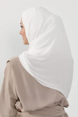حجاب شيفون بمغناطيس وقبعة جانبي-اوف وايت