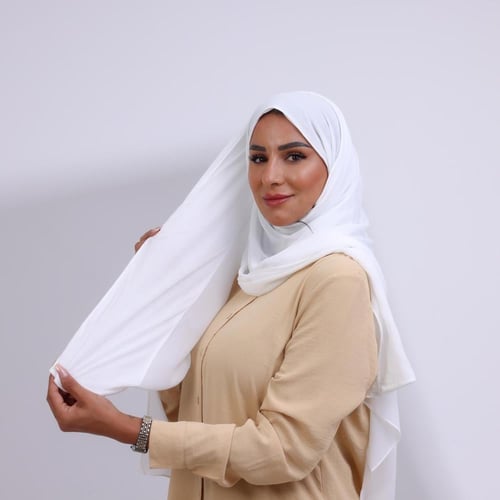 طرحة شيفون ربع مبطن من الأمام