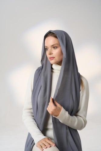 طرحة شيفون ربع مبطن من الأمام رمادي