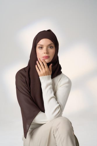 طرحة شيفون ربع مبطن من الأمام-بني