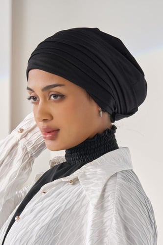 تغطية الرقبة زم - اسود