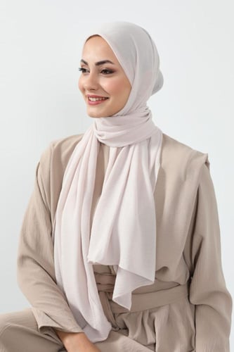 طرحة كرنشي مخيطة