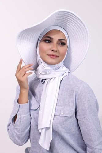 حجاب الشاطي مع قبعة - أبيض