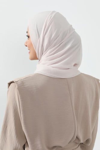 طرحة كرنشي مخيطة