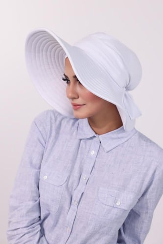 حجاب الشاطئ مع توربان-ابيض