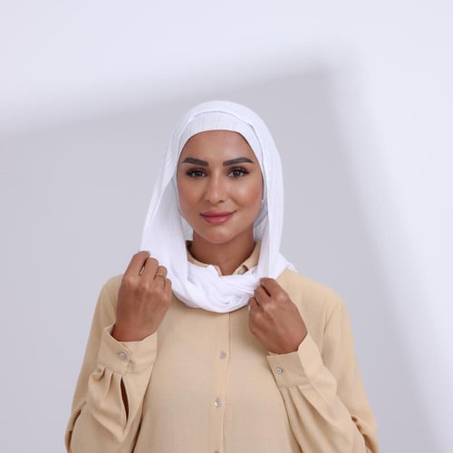 طقم طرحة مفتوحة مثلث مع قبعة