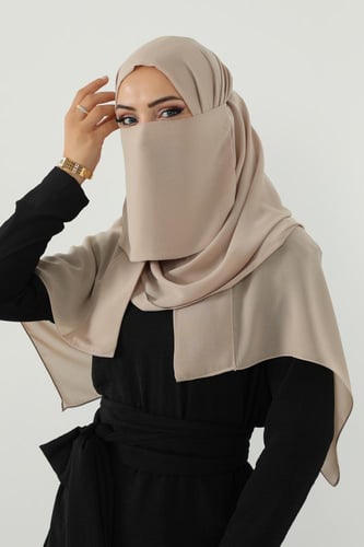 طقم طرحة ولثام مطاط