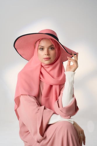 طقم قبعة كاملة مع طرحة صيفية