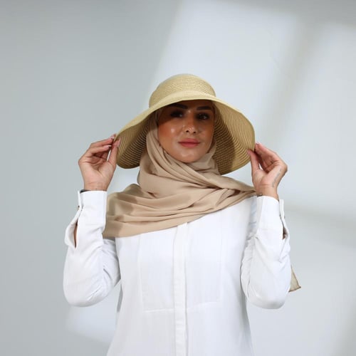 طقم نصف قبعة مع طرحة صيفية-بيج