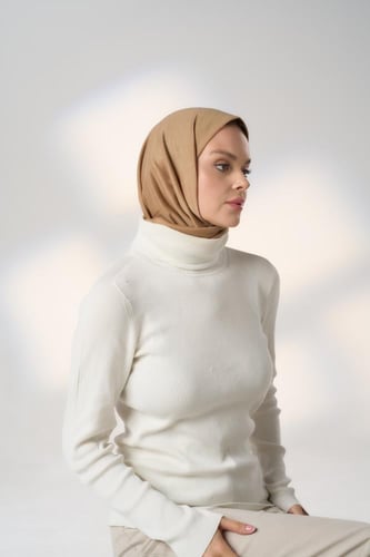 حجاب ربط من الخلف-بيج