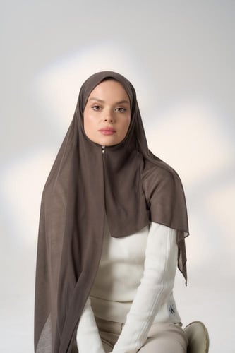 طرحة جاهزة مع مطاط - قصير جهة اليسار