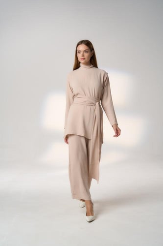 بدلة حجاب وعباية - سمول/ميديم