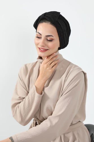 توربان دانتيل اسود