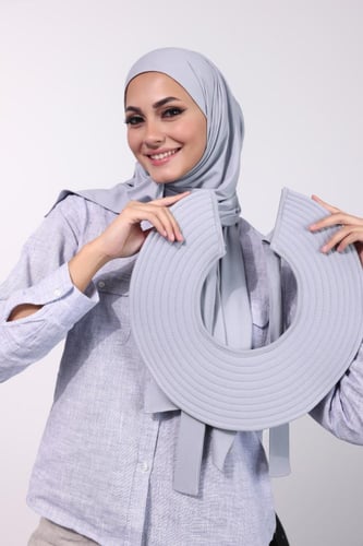 حجاب الشاطي مع قبعة