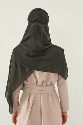 طقم طرحة ولثام مطاط