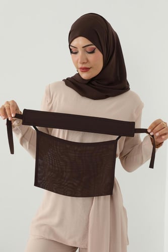 طقم طرحة ونقاب بني