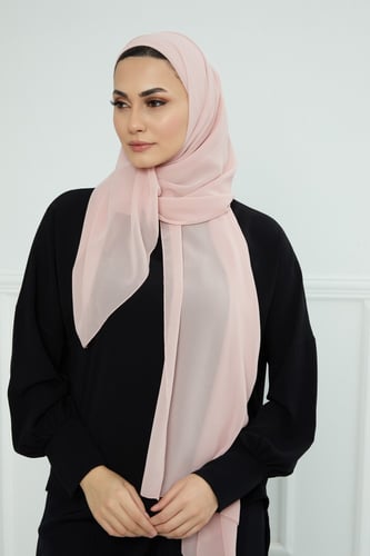 شيفون مع قبعة مشبوكة