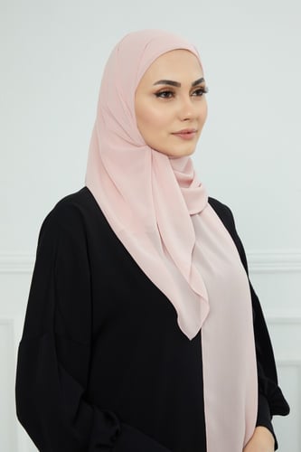 شيفون مع قبعة مشبوكة