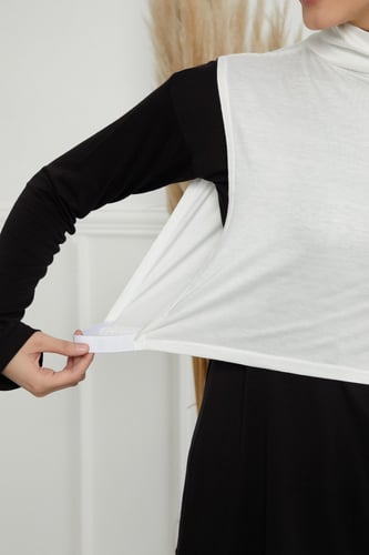 تغطية الرقبة- أوف وايت