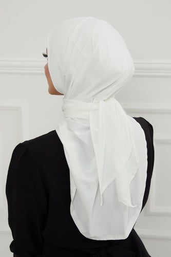 حجاب الرياضة - أوف وايت