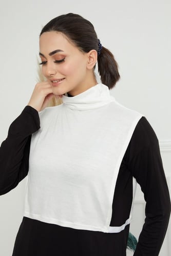 تغطية الرقبة- أوف وايت