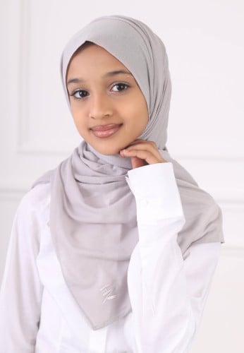 طرحة بناتي مخيطة- رمادي