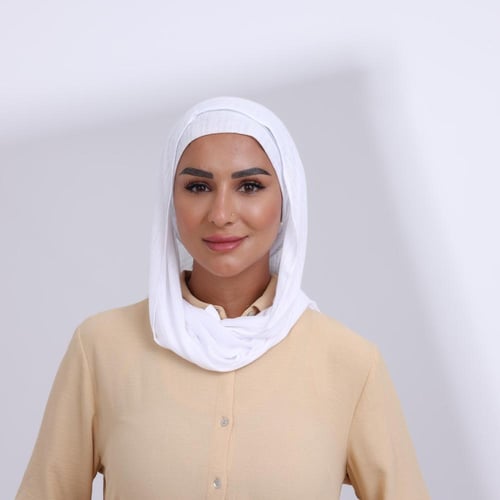 طقم طرحة مفتوحة مثلث مع قبعة