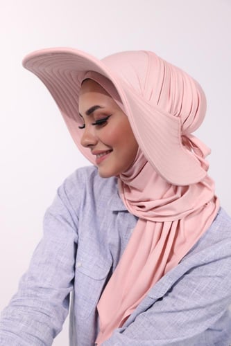 حجاب الشاطي مع قبعة