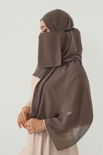 طقم طرحة ولثام مطاط